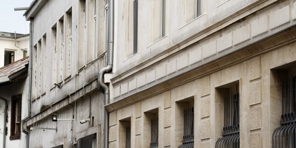 Lo que nadie te cuenta sobre instalar aire acondicionado en pisos antiguos de Madrid